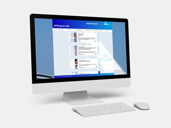 Announcement platform for airline