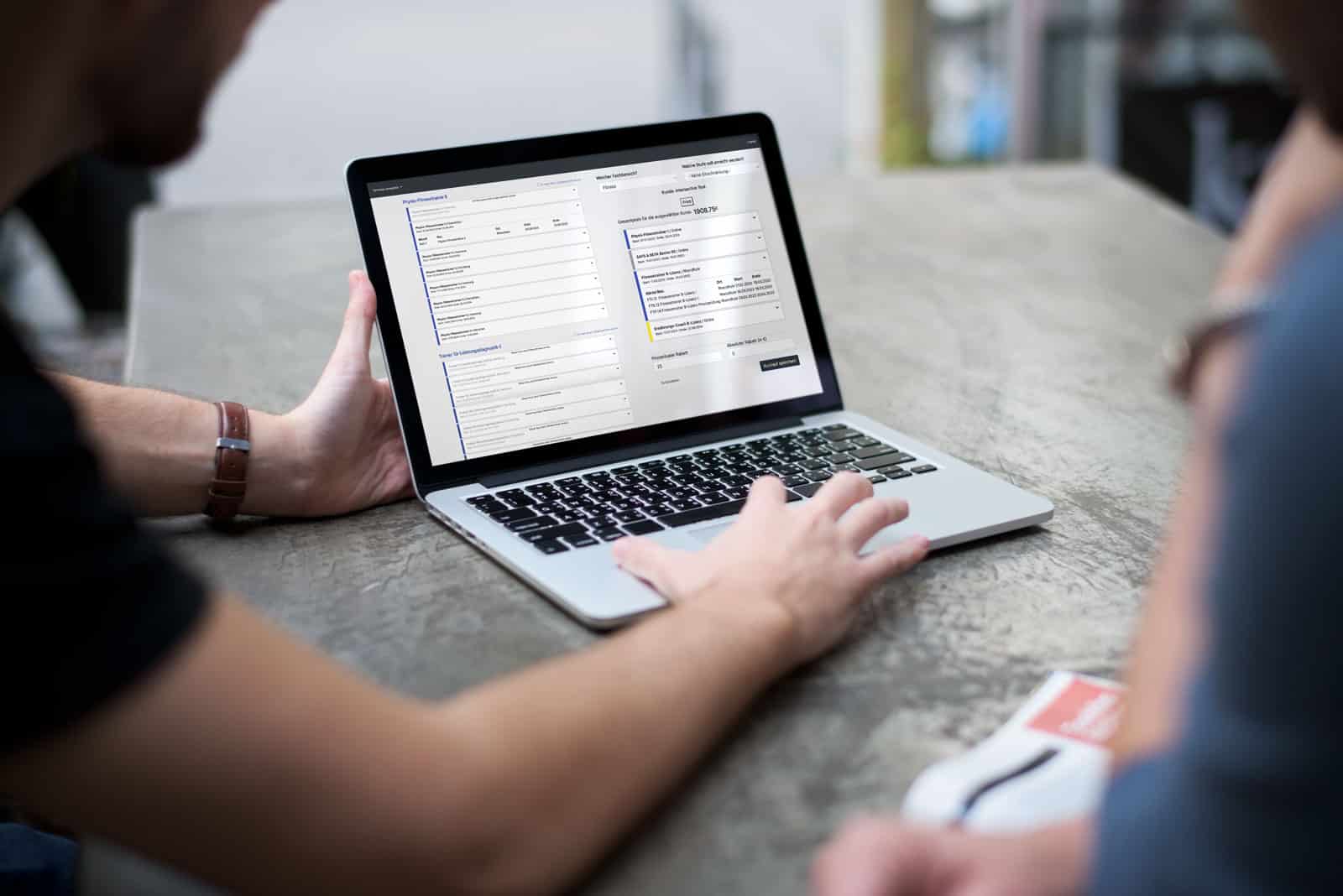 Software zur dynamischen Berechnung von Modulen.